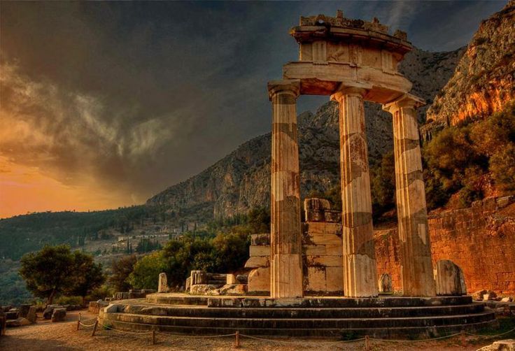 Grecia, Delfos